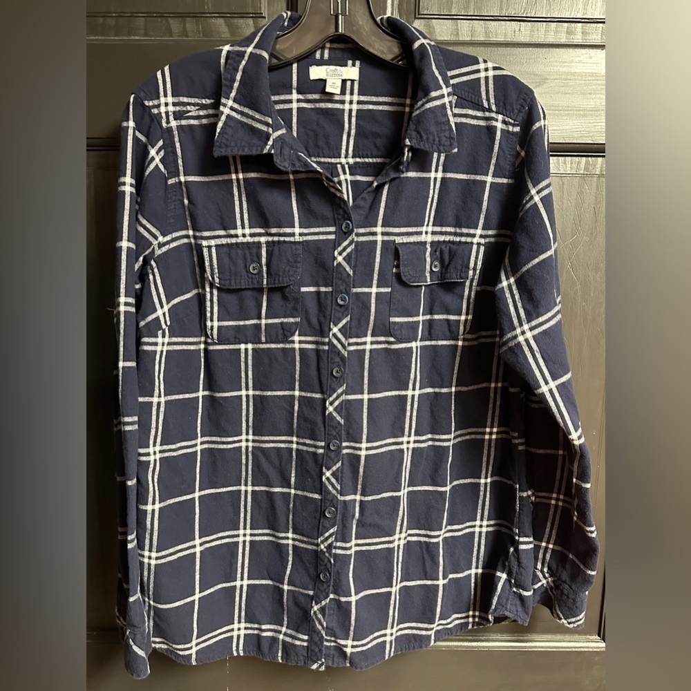 Croft & Barrow Long Sleeve Fitted Flannel Shirt Women’s Sz Med Navy Blue & White